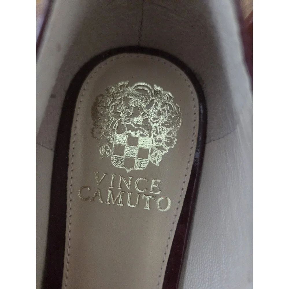 Vince Camuto Patent Leather Flats Women's‎ 8 Old Money Red Buckle Glossy Smart